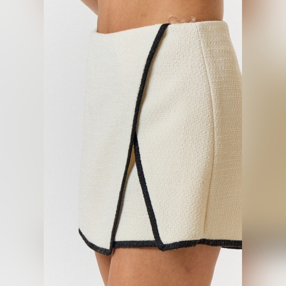 #516 FLASH SALE 🛑188 S,M,L HIGH END Boucle Double Breasted Blazer+Skort 2pc Set - Picture 5 of 8